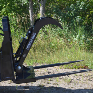 Top Dog Pallet Fork Grapple Attachement On Skid Steer Outside