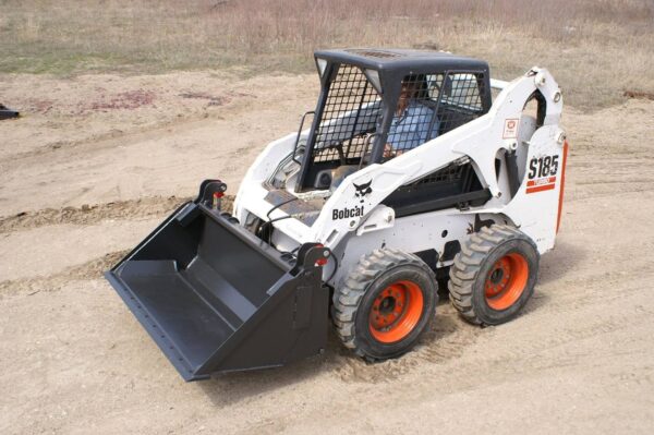 Top Dog 4 In 1 Bucket Outside